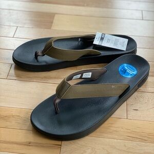 Men's Columbia Flip Flops US 15 EU 48